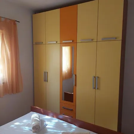 Peaceful & Cozy Rest House, 80m From Дом отдыха *