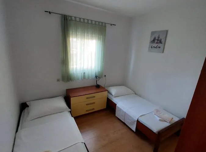 Peaceful & Cozy Rest House, 80m From בית נופש טרוגיר