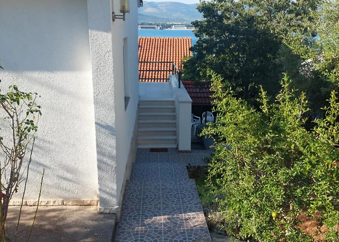 Peaceful & Cozy Rest House, 80m From בית נופש *