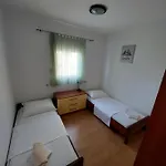 Peaceful & Cozy Rest House, 80m From Дом отдыха Трогир