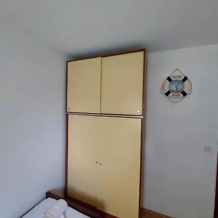 Peaceful & Cozy Rest House, 80m From Prázdninový dům Trogir